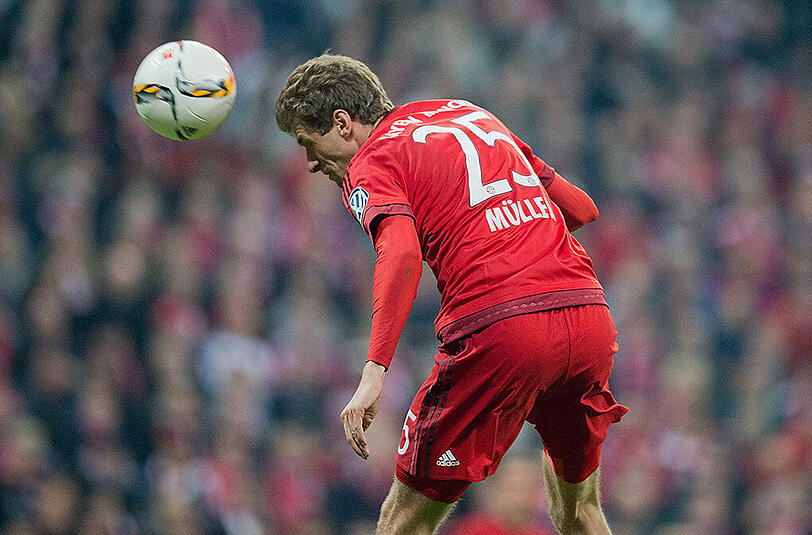 Es müllert mal wieder: Thomas Müller köpft nach einer halben Stunde zum 1:0 ein.
