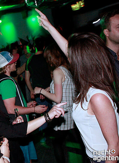Beim Semesteropening in der Oly-Disco trafen sich die Studenten, um den Semesterbeginn gebührend zu begießen. Mehr Bilder unter: href="http://www.nachtagenten.de/gallery/semester-opening.921321.html