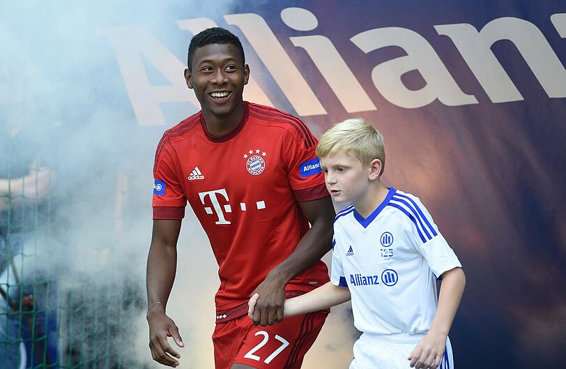 Die Bilder von der Teampresentation und dem anschließenden Showtraining des neuen FC Bayern-Kaders.