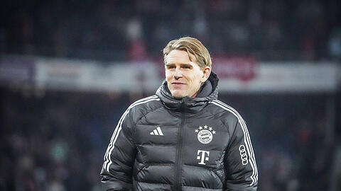 Wird sich wohl bald mit Joshua Kimmich an den Verhandlungstisch setzen: Bayern-Sportdirektor Christoph Freund.
