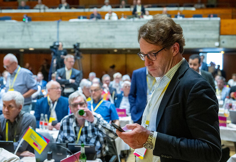 Zun&auml;chst wird er zum Sieger erkl&auml;rt: Moritz Fingerle aus M&uuml;nchen.