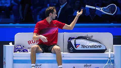 Daniil Medwedew ließ Frust raus - und zerstörte einen seiner Tennisschläger.