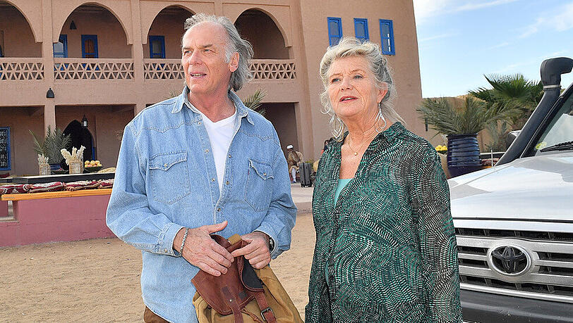 Das ehemalige Gesangs-Duo "Rosi und Rolf" (Wolfgang Fierek und Jutta Speidel, r.) soll in "Das Traumschiff" sein Comeback feiern Das ehemalige Gesangs-Duo "Rosi und Rolf" (Wolfgang Fierek und Jutta Speidel, r.) soll in "Das Traumschiff" sein Comeback feiern