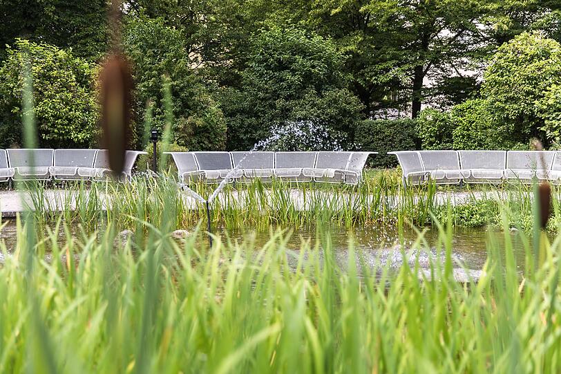 Lieblingsplatz: Hier können sich Kolleg:innen auch draußen treffen.