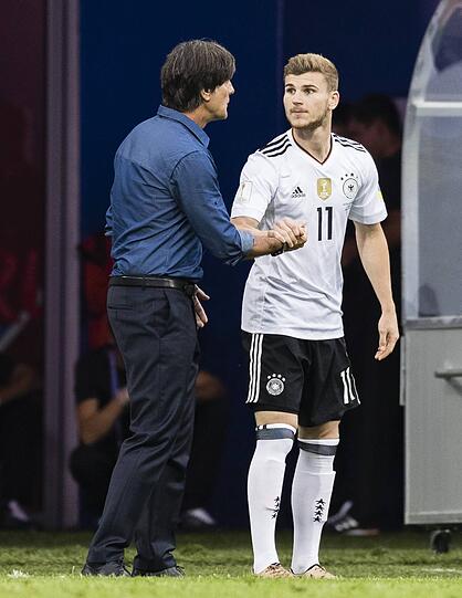 TIMO WERNER NOTE 3: War nach seiner Einwechslung für Wagner (58.) sofort im Spiel. Traf nach gelungener Körpertäuschung mit einem frechen Schuss aus zehn Metern ins kurze Eck den Pfosten (75.).