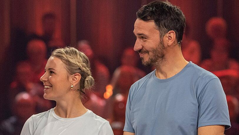 Miriam und Felix Neureuther in der ARD-Show "Klein gegen Groß" Miriam und Felix Neureuther in der ARD-Show "Klein gegen Groß"