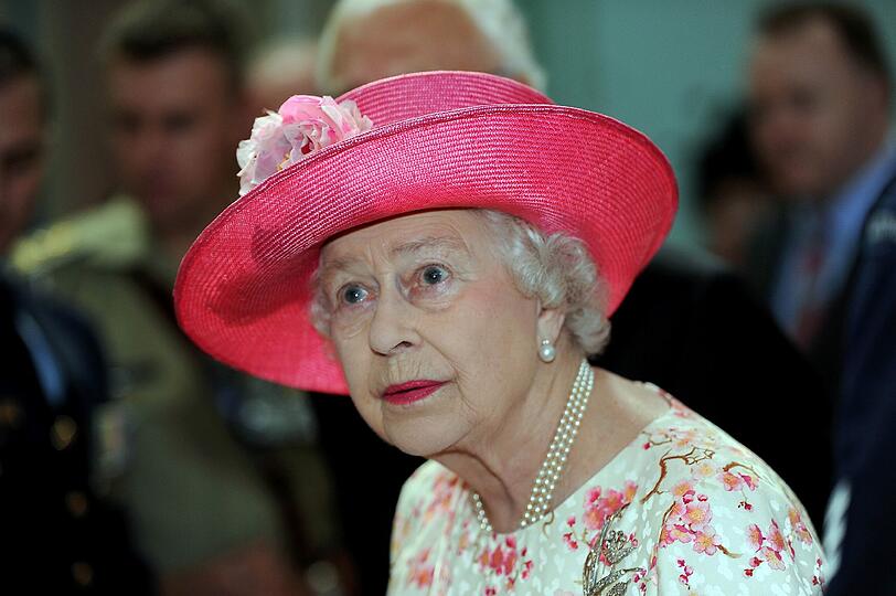 Queen Elizabeth II. wird am 21. April 92 Jahre alt und ist bekannt für ihren bunten Look.