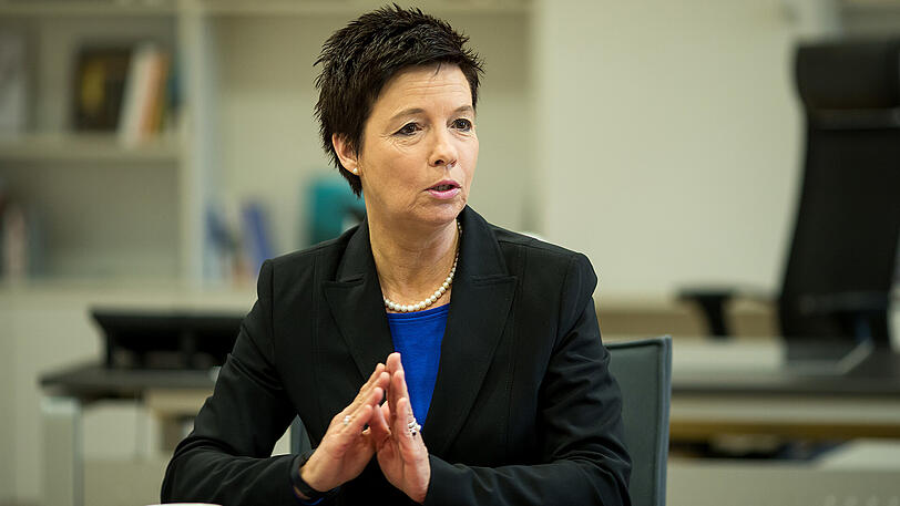 Eine der wichtigsten Neuerungen seien Checklisten nach jedem Verfahrensschritt, sagt BAMF-Präsidentin Jutta Cordt.