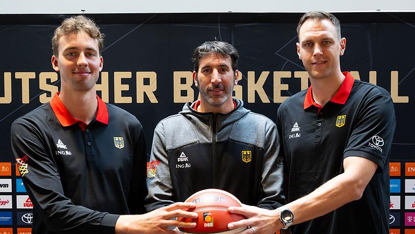 Franz Wagner, Alex Mumbru und Johannes Voigtmann in München.
