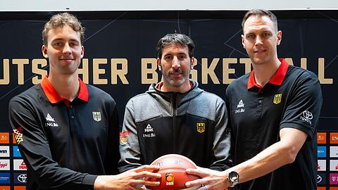 Franz Wagner, Alex Mumbru und Johannes Voigtmann in München.