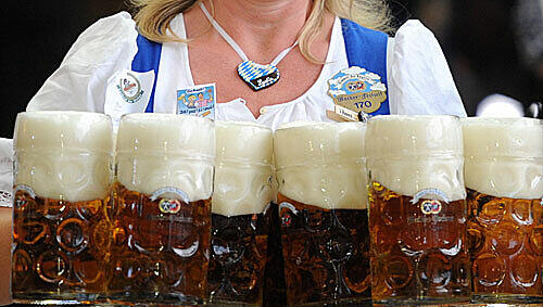 Heuer kommt das Bier im Bräurosl aus der Pipeline. Heuer kommt das Bier im Bräurosl aus der Pipeline.