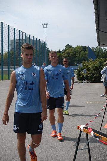 Die Bilder vom Freitagstraining der Löwen.