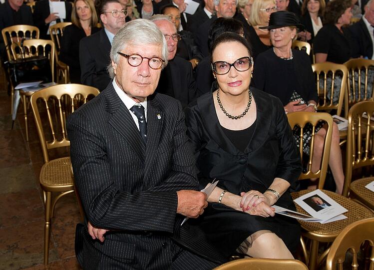 Der Schauspieler Christian Wolff (l) und seine Frau Marina.