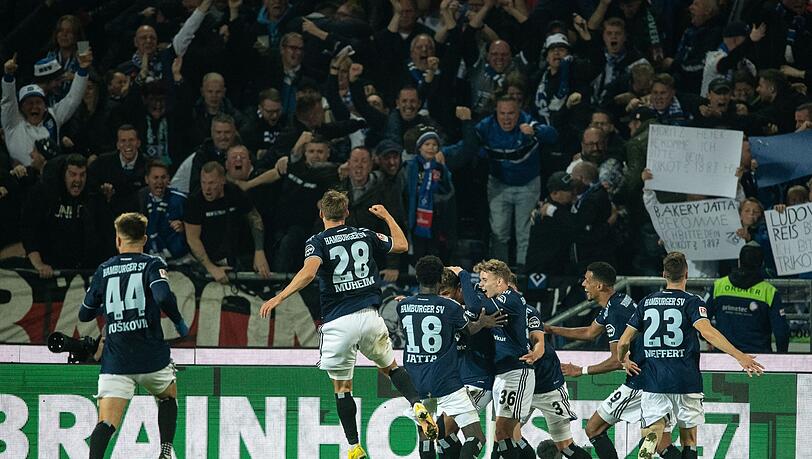 Der Hamburger SV siegte bei Hannover 96 mit 2:1.