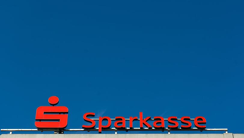 Das Kreditvolumen der Sparkassen stieg 2018 um 4,1 Prozent auf 135,9 Milliarden Euro. (Symbolbild) Das Kreditvolumen der Sparkassen stieg 2018 um 4,1 Prozent auf 135,9 Milliarden Euro. (Symbolbild)