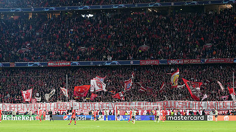 In der abgelaufenen Saison kritisierten die Fans des FC Bayern den eigenen Vorstand um Oliver Kahn und Hasan Salihamidzic mehrere Male.