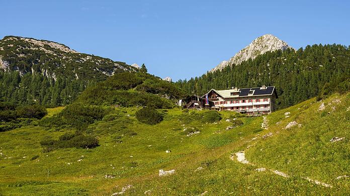 Das Kärlingerhaus im Nationalpark Berchtesgaden: quasi ausgebucht im Juli.