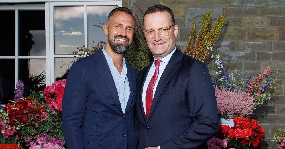 Jens-Spahn-ungewohnt-privat-Das-bereut-der-Fraktionschef