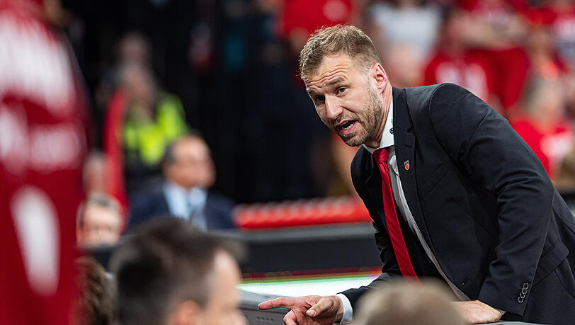 Von 2014 bis 2018 spielte Anton Gavel f&uuml;r den FC Bayern, derzeit trainiert er die Bamberg Baskets. Die M&uuml;nchner haben ihn als neuen Chefcoach im Visier.