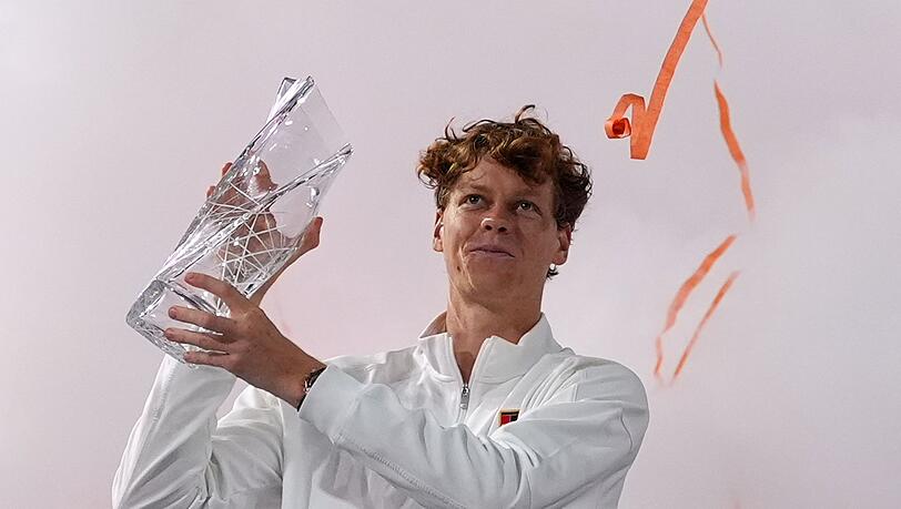Schaffte trotz Regens im Finale als achter Spieler das sogenannte Sunshine Double: Jannik Sinner.