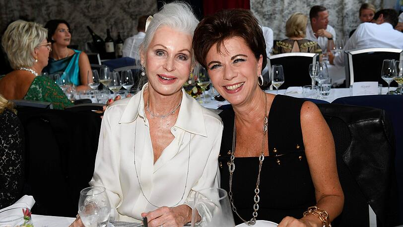 Christa Bühler und Anita Müller