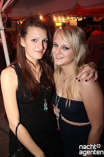 Semester Opening und alle waren gekommen in den Neuraum. Mehr Bilder unter: