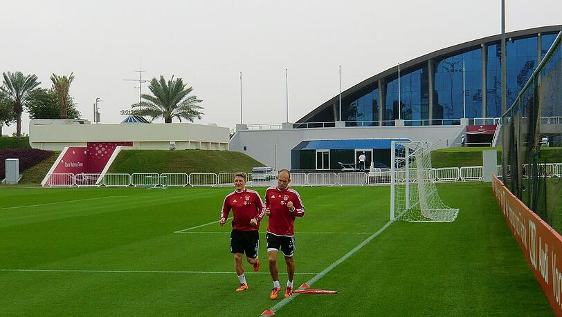 Bastian Schweinsteiger und Arjen Robben müssen sich noch mit Lauftraining begnügen. Bastian Schweinsteiger und Arjen Robben müssen sich noch mit Lauftraining begnügen.
