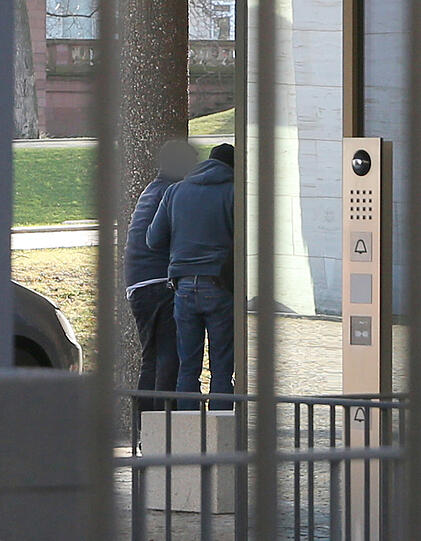 Im nordhrein-westfälischen Dinslaken wurde ein mutmaßlicher IS-Terrorist festgenommen