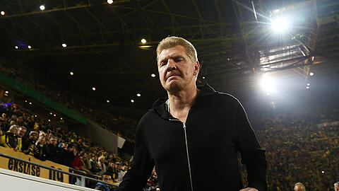 Nach zwei Siegen gab es für Paderborns neuen Trainer Stefan Effenberg eine herbe Klatsche im DFB-Pokal. Borussia Dortmund fertigte Paderborn mit 7:1 ab.