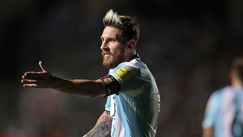 Lionel Messi erzielte einen Treffer und bereitete zwei Tore vor. Lionel Messi erzielte einen Treffer und bereitete zwei Tore vor.