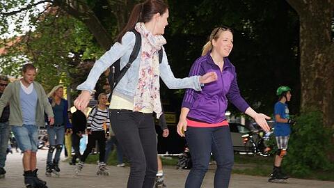 Immer montags, noch bis zum 9. September, ist die AOK Blade Night.