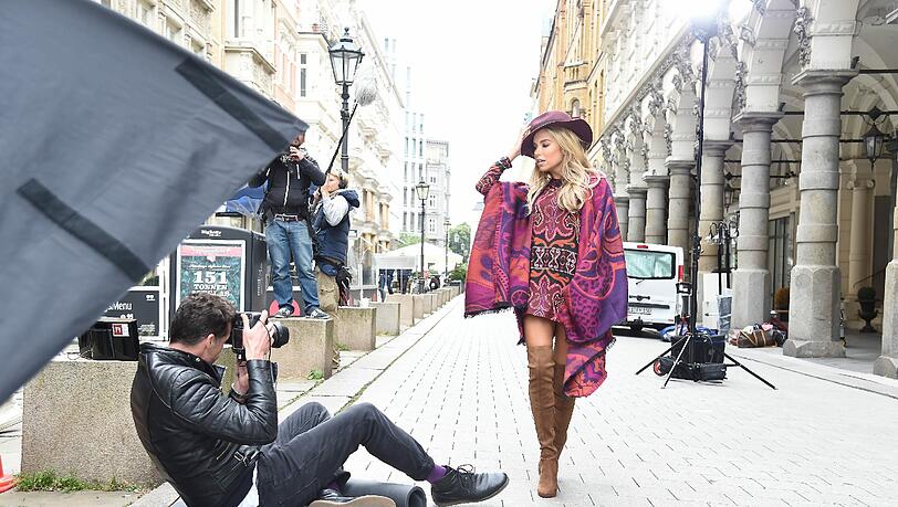 Stiefel-Shooting in Hamburg: Sylvie Meis zeigt ihre Deichmann-Kollektion. Stiefel-Shooting in Hamburg: Sylvie Meis zeigt ihre Deichmann-Kollektion.