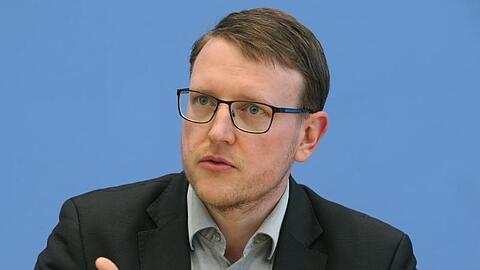 Matthias Quent, Direktor des Instituts für Demokratie und Zivilgesellschaft. Foto: Wolfgang Kumm/Archivbild
