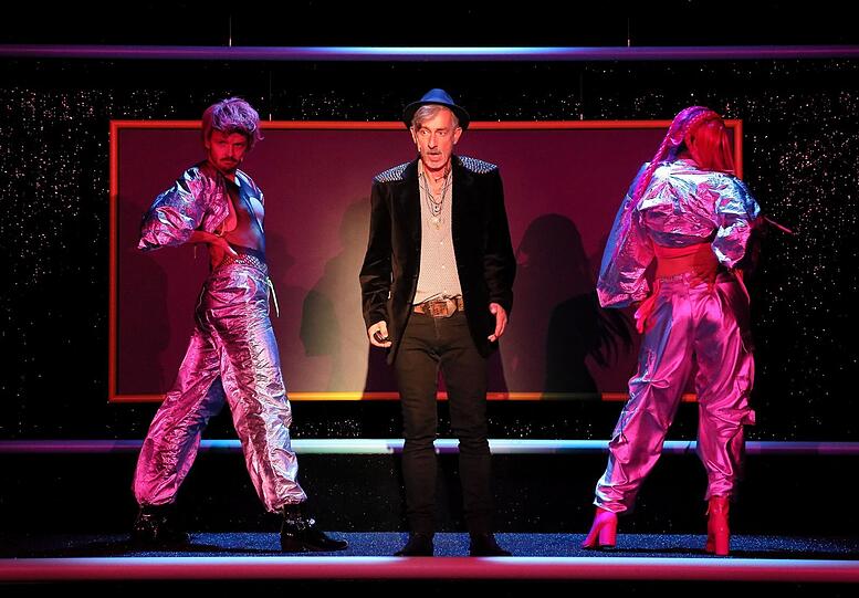 Philipp Moschitz, René Dumont und Stephanie Marin in "Slippery Slope".