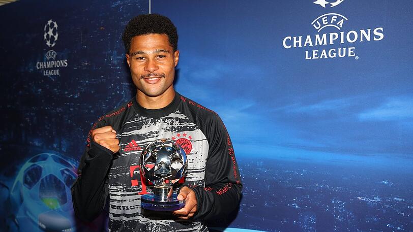 "Man of the match": Bayerns Serge Gnabry wird für seinen Gala-Auftritt im Halbfinale als bester Spieler ausgezeichnet.