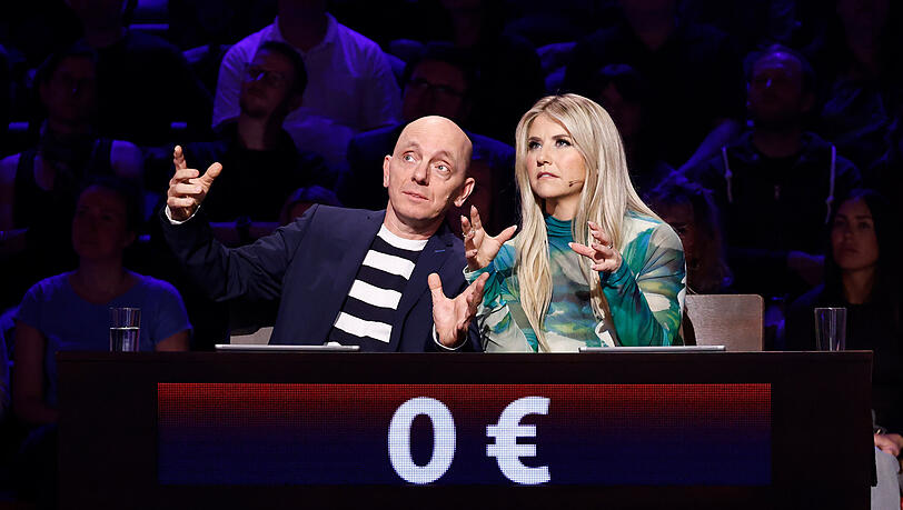 Bernhard Hoëcker und Beatrice Egli im Quizduell bei "Wer weiß denn sowas?"