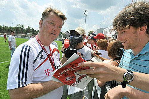 Am Samstag zu Gast in Waging am See: Louis van Gaal und seine Bayern-Profis