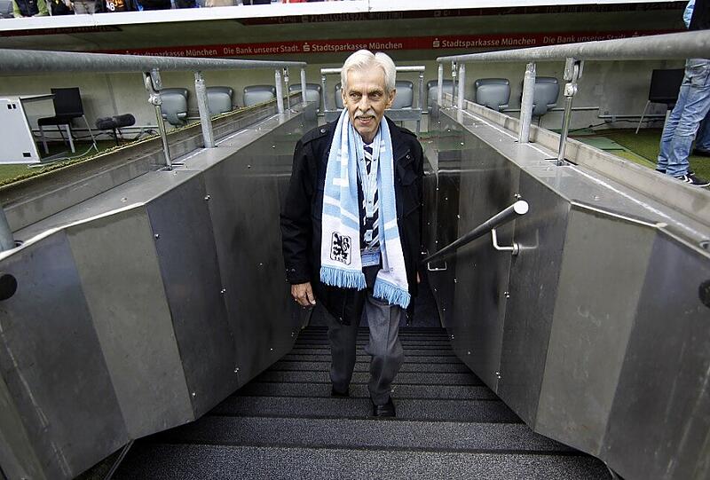 Bald in einem neuen Stadion? Löwen-Präsident Dieter Schneider.