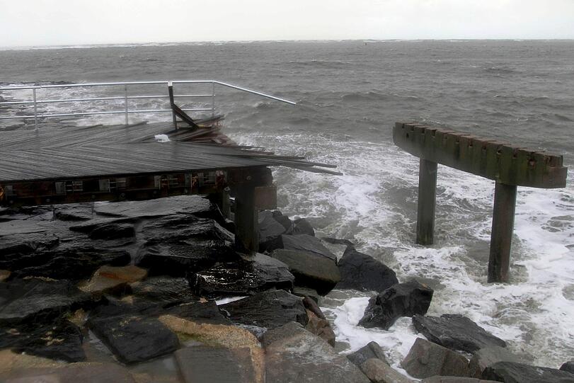 Der Wirbelsturm "Sandy" hat an der Ostküste der USA Verwüstung und Chaos hinterlassen. Sehen Sie hier die Bilder von der Zerstörung und den Menschen, die alles verloren haben.