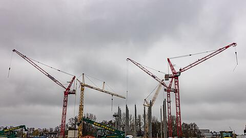 Das Rechenzentrum entsteht auf dem Gel&auml;nde des ehemaligen Kraftwerks L&uuml;bbenau.