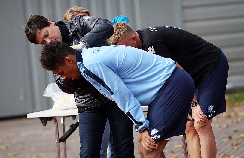 Pieksen und laufen: Die Spieler des TSV 1860 beim Laktattest am Olympiagelände. Klicken Sie sich durch die Bilder.