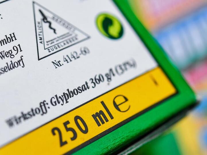 Die Verpackung eines Unkrautvernichtungsmittels, das den Wirkstoff Glyphosat enthält.