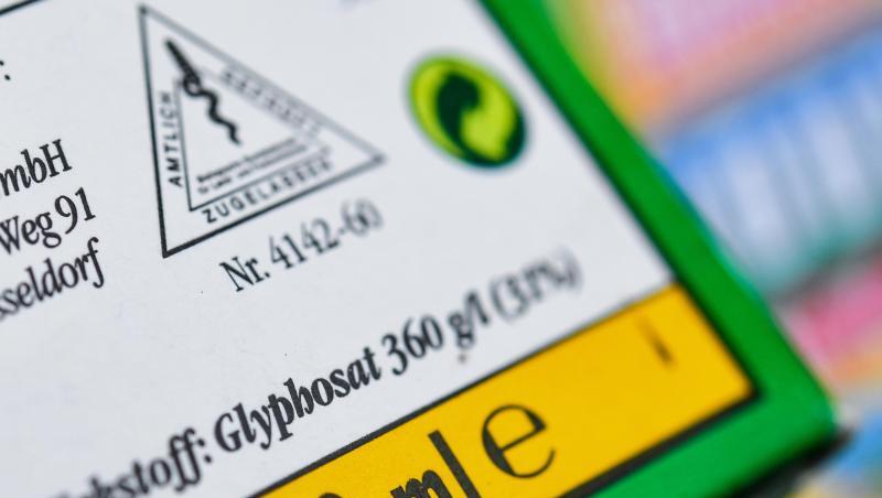 Die Verpackung eines Unkrautvernichtungsmittels, das den Wirkstoff Glyphosat enthält. Die Verpackung eines Unkrautvernichtungsmittels, das den Wirkstoff Glyphosat enthält.