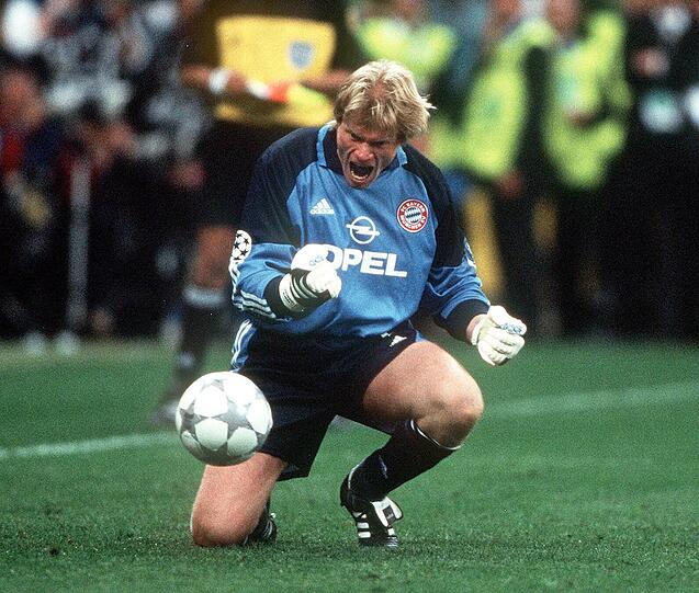 Dieses Bild ist jedem Bayern-Fan noch vor Augen: Elfmetertöter Oliver Kahn, die Geburt des Titans. Bis dahin war es aber ein weiter und beschwerlicher Weg...