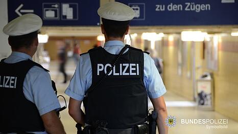 Eine Streife der Bundespolizei am Ostbahnhof.
