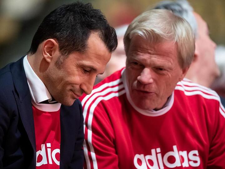 Hasan Salihamidzic begrüßt den Besuch von Oliver Kahn im Trainingslager.