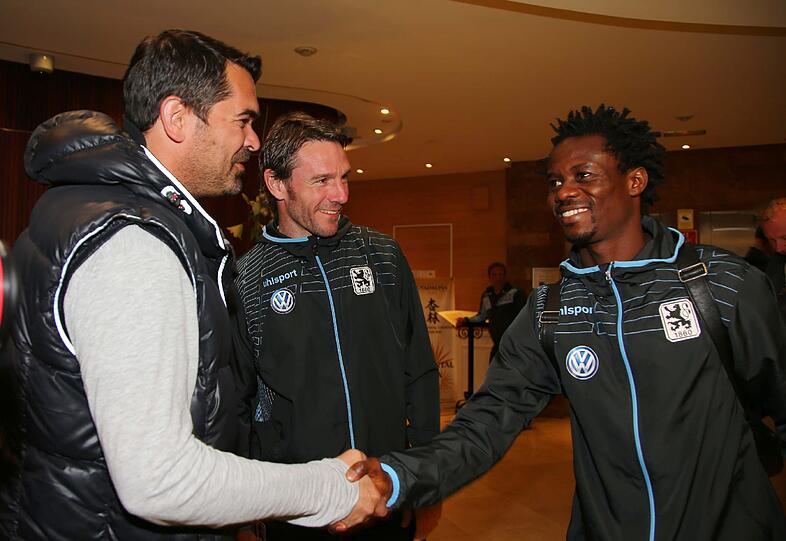 "Ich bin froh ein Löwe zu sein!" Mit diesen Worten begrüßte Anthony Annan Fans und Verantortliche des TSV 1860 in Marbella. Die ersten Bilder von seiner Ankunft im Trainingslager.