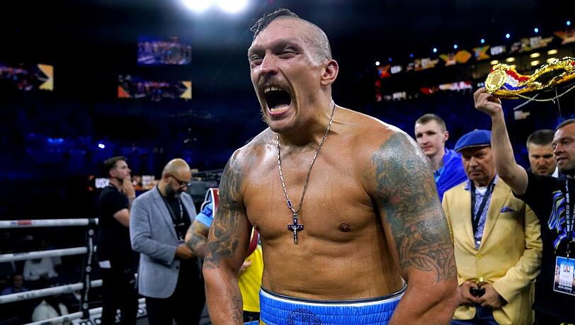 "Ein Ausnahmeboxer", sagt Schulz über Weltmeister Usyk. "Ein Ausnahmeboxer", sagt Schulz über Weltmeister Usyk.