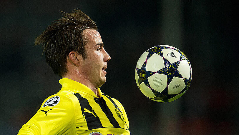 Wieder in schwarz-gelb unterwegs: Mario Götze. Wieder in schwarz-gelb unterwegs: Mario Götze.