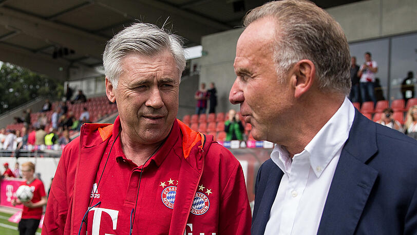 Carlo Ancelotti und Karl-Heinz Rummenigge, hier beim Testspiel in Lippstadt vor der Saison.